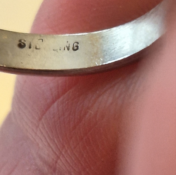 American Vintage Silver Ring with Green Stone - Picture 5 of 6